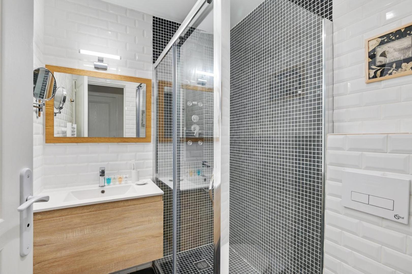 216 Suite Vintage Spirit - Superb Apartement Paris Exterior photo